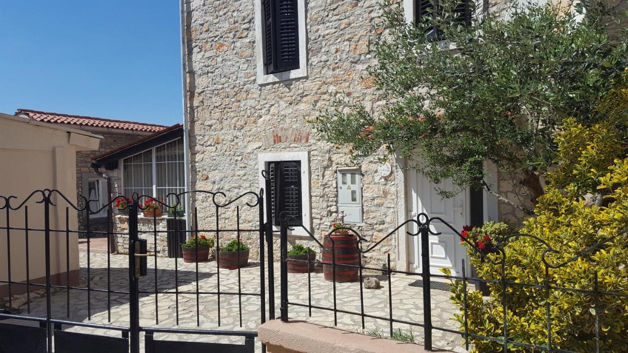 Istrska Kamnita Hisa Soncni Medulin Villa Екстериор снимка