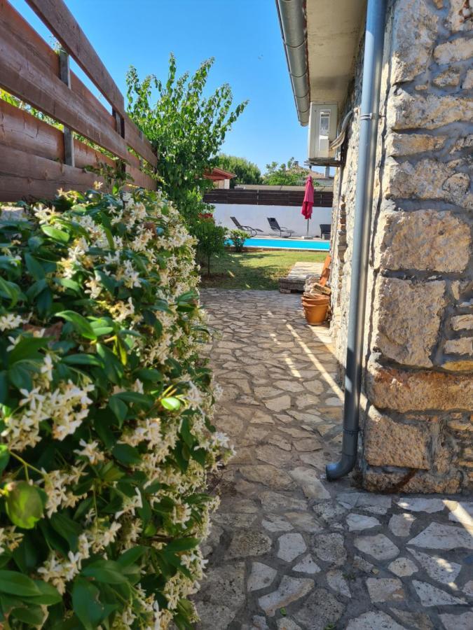 Istrska Kamnita Hisa Soncni Medulin Villa Екстериор снимка